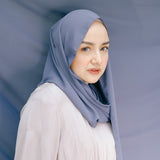 Antique Shawl in Denim (Lozy x Antik)