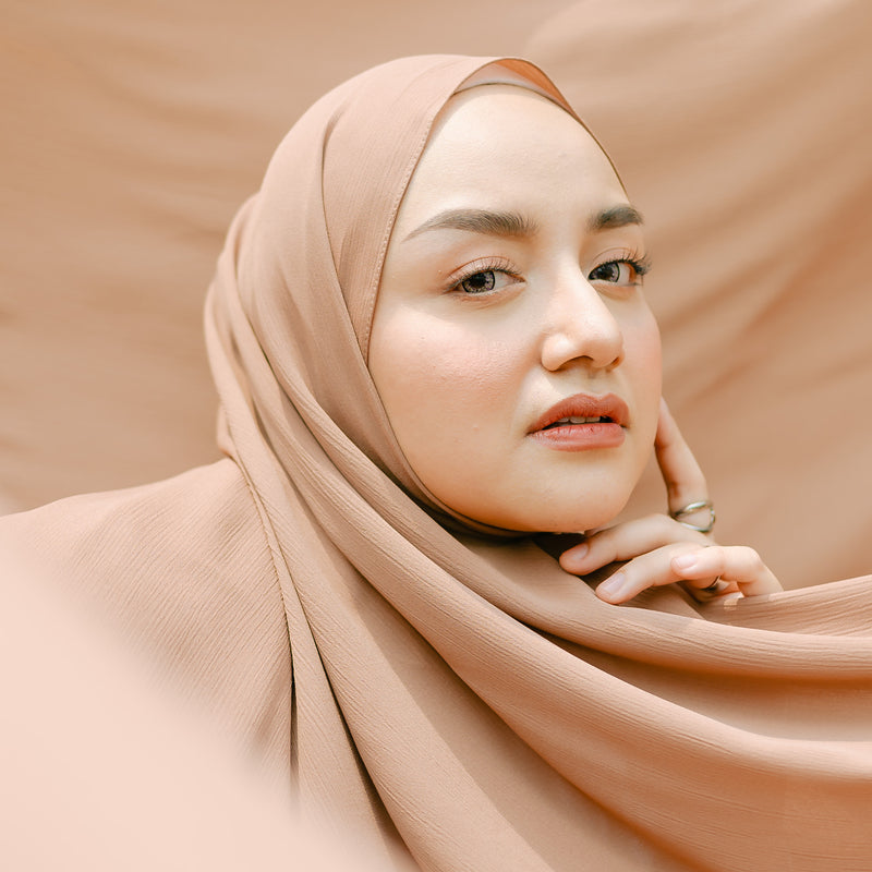 Antique Shawl in Brown Sugar (Lozy x Antik)