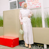 Kumi Set Broken White (One Set Linen) Ukuran M