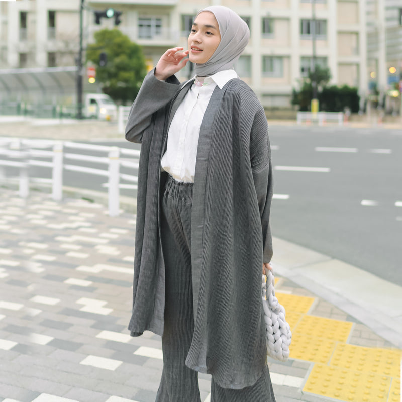 Zakia Pleats Set Black Size L
