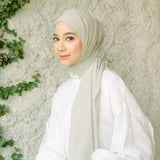 Dira Eyelash Shawl Cream Almond