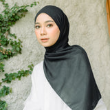 Dira Eyelash Shawl Black